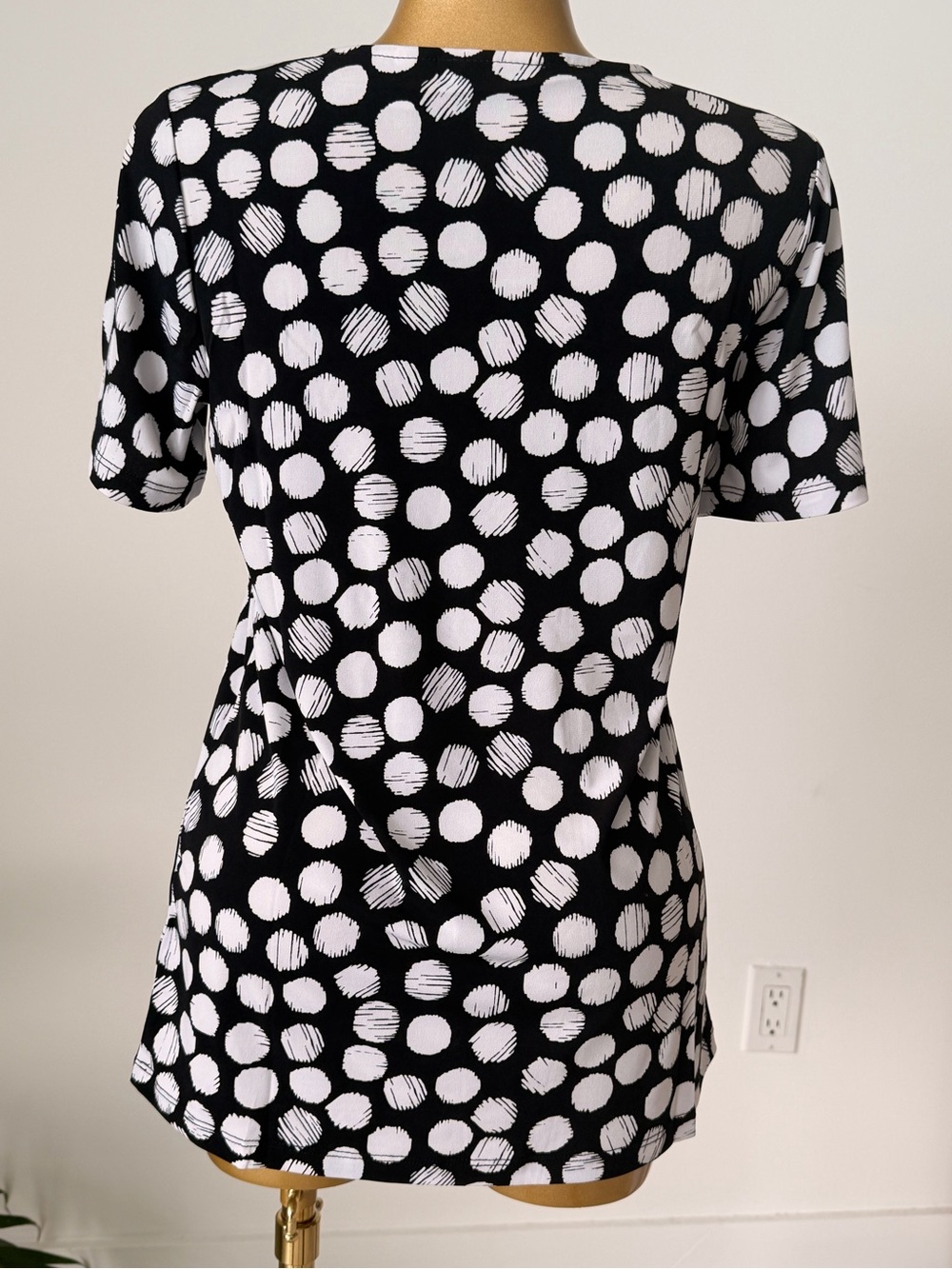 Women's Black & White Polka Dot Short Sleeve Tee